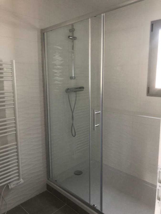 Les Du Paradis Apartment