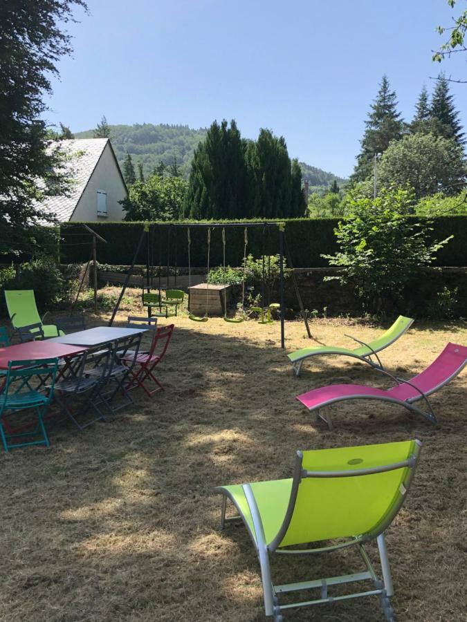 Les Du Paradis * Murol